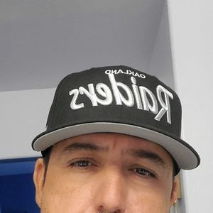 Meet your Posher, Victor